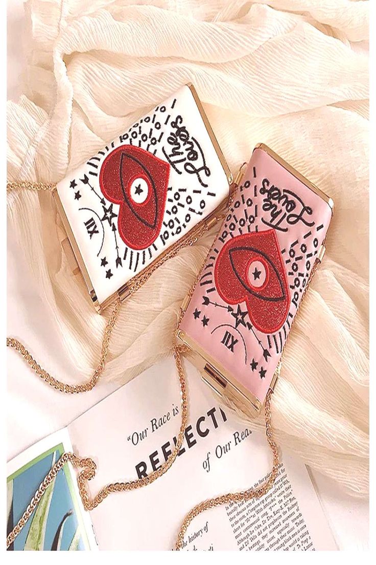 tom brady website official on girlthatsmypurse tombrady march 2020 on 19 girlthatsmypurse on march 19 2020you can find tom brady and more on our website girlthats tom brady march toms