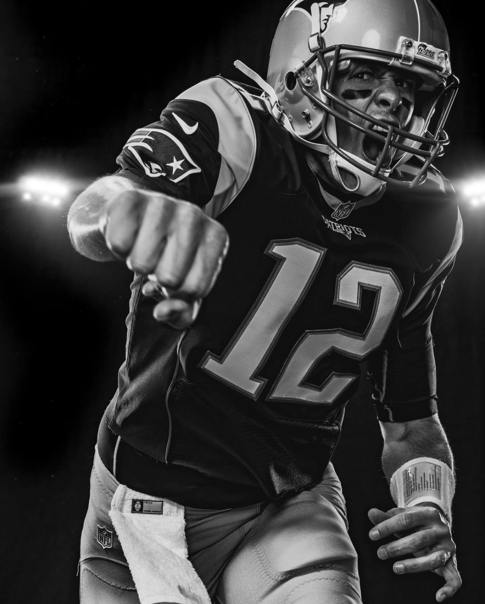 tom brady website official on ea madden 18 cover shoot featuring tom brady new england patriots at the time in studio black and white photography athle tom brady tom brady photos toms