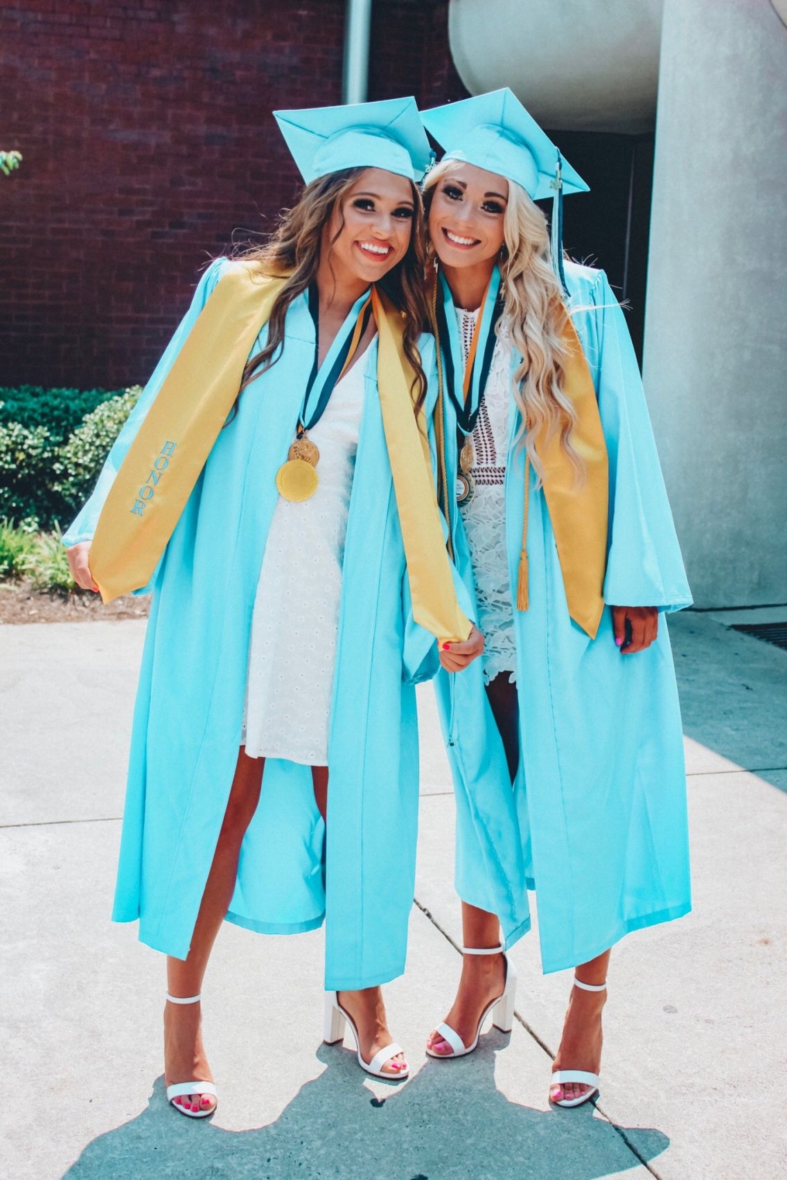 vsco pay10nance images cap and gown pictures high school graduation pictures graduation picture poses graduating high school on vsco pay10nance images cap and gown pictures high school graduation pictures graduation picture poses