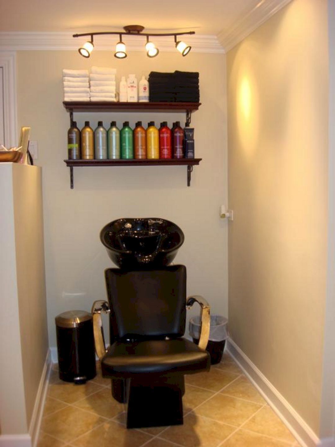 hair stylist that come to your home on 46 best home salon decor ideas for private salon on your home freshouz com home salon salon suites decor salon interior design